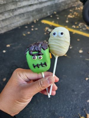 Halloween cake pops