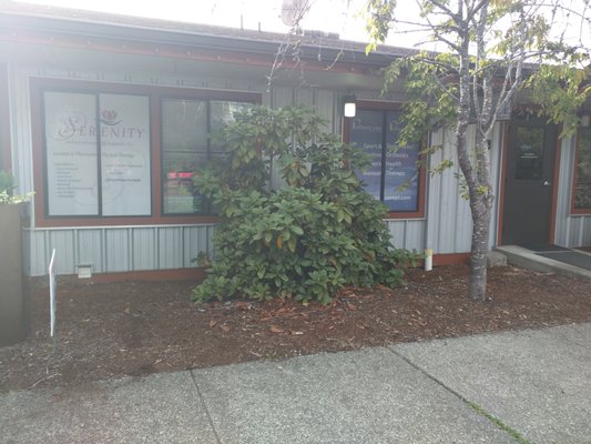 Office front. Please enter the Physiocare Physical Therapy door to the right.