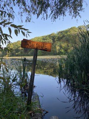 Portage for canoes and kayaks