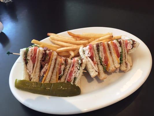 Club sandwich. Decent, kinda dry. Mayo or special sauce would have made it lots better.