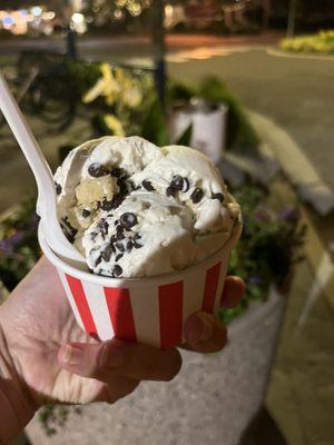 Kohler's Cream Donut and Chocolate Chip Cookie Dough