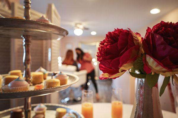 Glamour Suite offers a small kitchen area where you can enjoy snacks or drinks of your choice while your party gets their glam on!