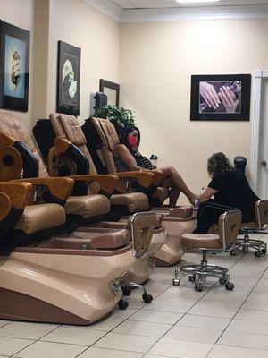 Pedi stations