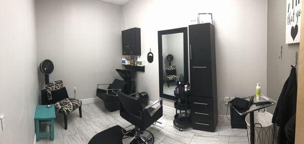 Salon Suite