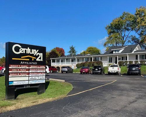 CENTURY 21 Affiliated Ypsilanti, MI office exterior