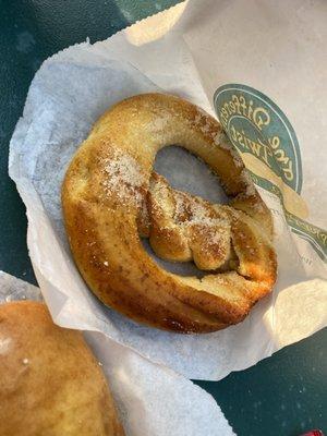 Garlic parm pretzel