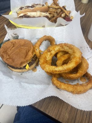 Cheeseburger and onion rings