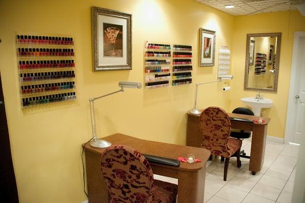 Manicure Room.