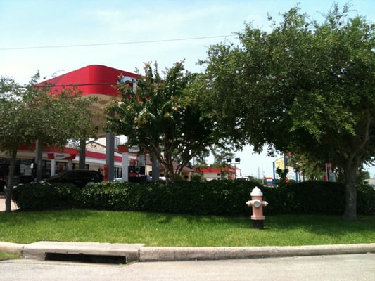 Okay, the Citgo sign is hidden. The best pic I could get while driving.