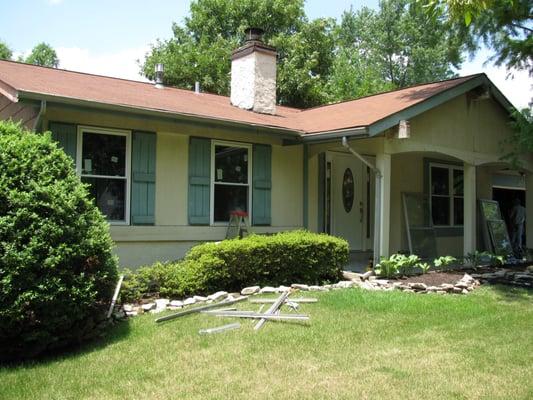 Before Picture - New SIding/Gutters/Windows & Doors Replacement