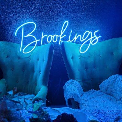 The Brookings sign is an awesome backdrop to take selfies with!