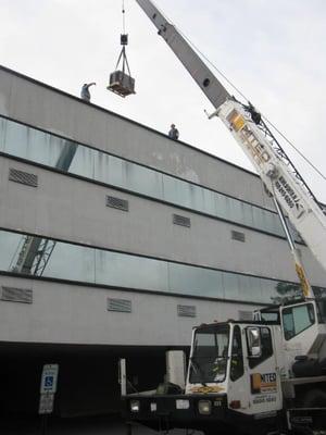 Installation of rooftop generator for commercial building