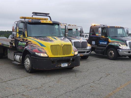 Lined up, we are always towing even when others can't. Hericanes.