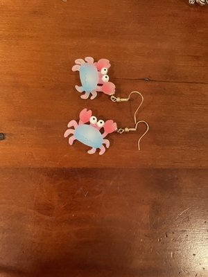 Crabby earrings $6