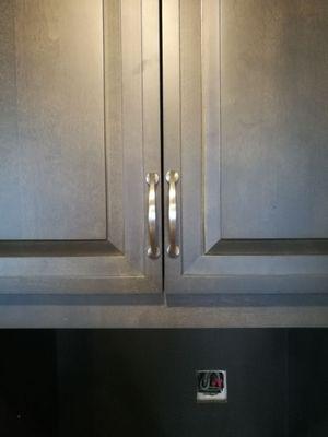 Uneven handles