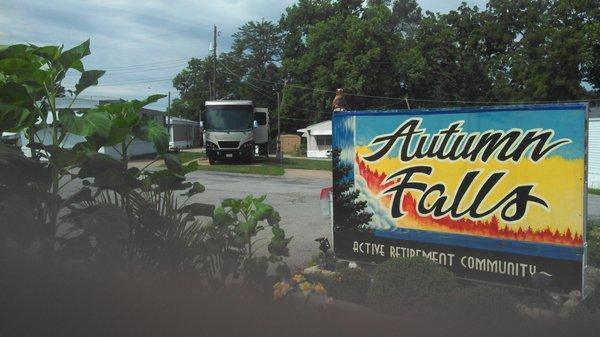 Autumn Falls Park A quiet, safe and clean place to stay daily, weekly or monthly.