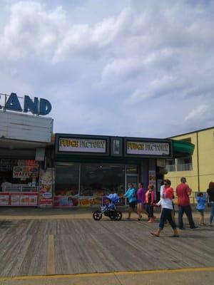 On the boardwalk now #50dollartech