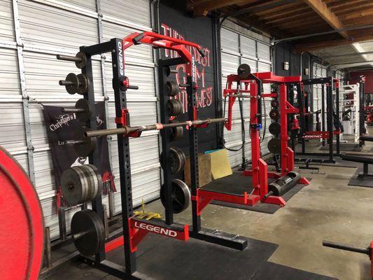 Squat racks and monolift