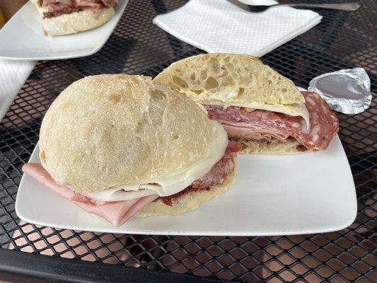 Muffuletta