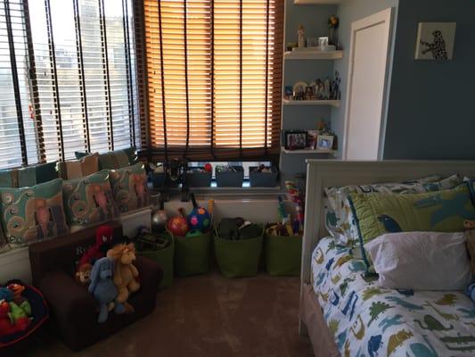 Deep Cleaning/Organizing Kids Bedroom