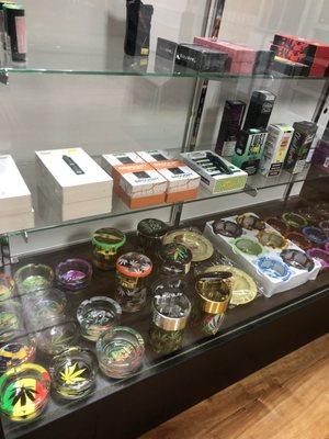 Car Ashtray
Dry Herb Vaporizers