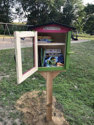 Highland Park Little Free Library