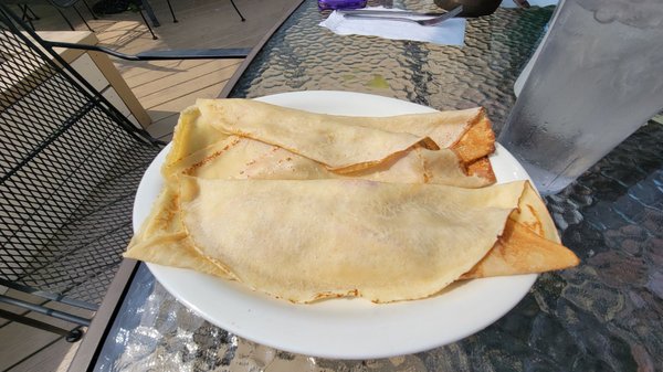 Strawberry hazelnut crepe