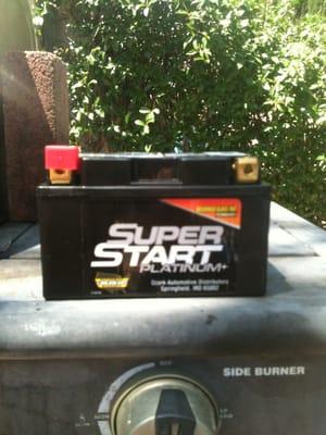 Unbeilivable my motorcycle battery was in stock and in&out out in 3mins:))