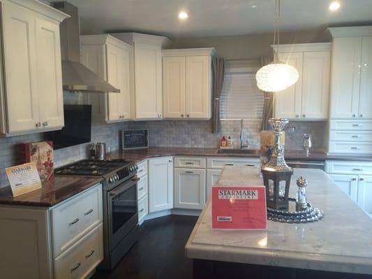 STARMARK Cabinetry