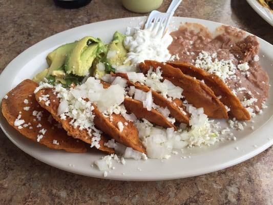 Enchiladas Potosinas