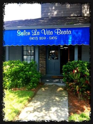 Stylist Patty Crago located at Salon La Vita Beata 1755 W Broadway St. Oviedo, Fl