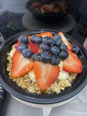 Acai bowl