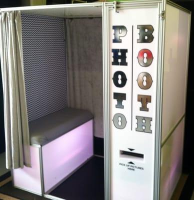 LED Ultra Lounge Photo Booth