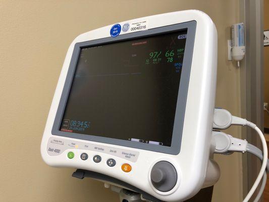 Quality products such as GE's Dash 4000 for vitals