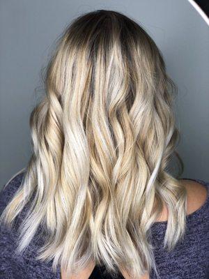 Blond balayage