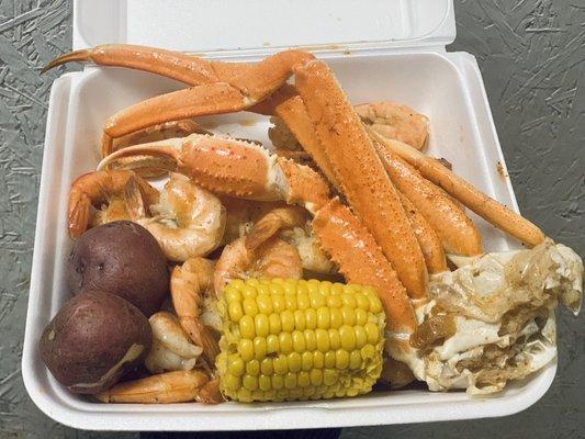 Boiled Shrimp & Snow Crabs