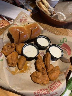 Boneless Wings and Sliders