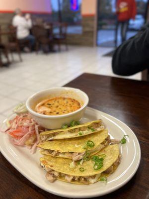 Queso Curry Tacos Plate