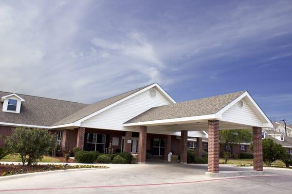 Legend Oaks Healthcare and Rehabilitation - South San Antonio Beautiful Exterior