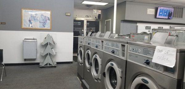 Maumee Laundry & Dry Cleaning