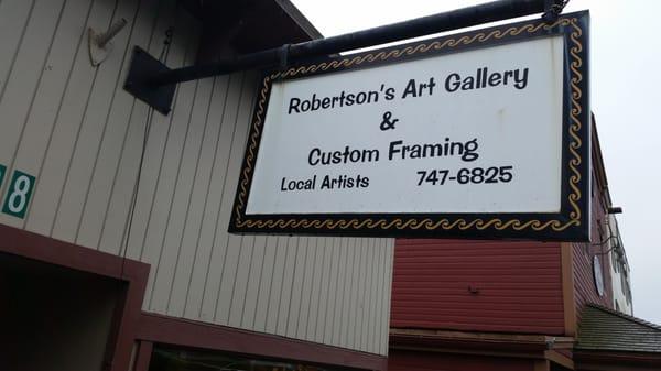 Robertson's Gallery & Gifts