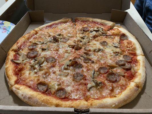 Mushroom and Sausage Pizza (Oct, 2023).