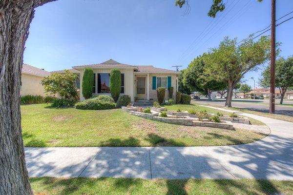 SOLD... 5902 Gallup St. Lakewood, $532,000