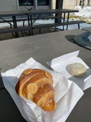 Banana pudding croissant; lemon poppy tea cake