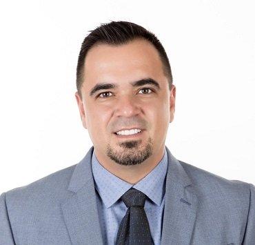 Allan Pelaez, Principal Broker