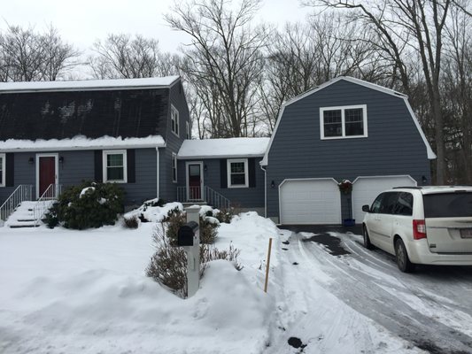 Vinyl Siding and Windows installed