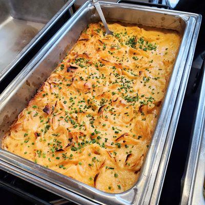 Cheesy Au Gratin Potatoes