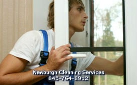 window cleaning service from Newburgh Cleaning Services (845) 764-8912 cleaning house windows without leaving any streaks