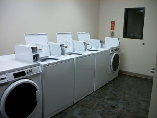 24 hr onsite washers