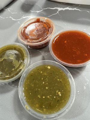 Verde and Rojo salsa's they gave, both have good flavor